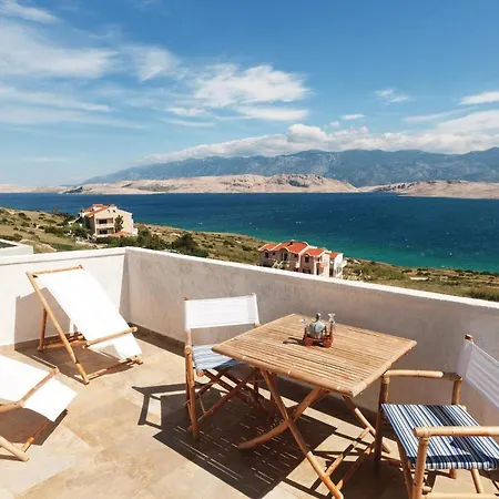 1 Bedroom Amazing In Pag * باغ