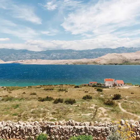 Apartment 1 Bedroom Amazing Apartment In Pag