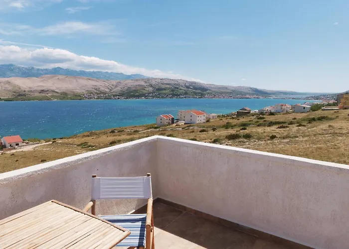 1 Bedroom Amazing In Pag Appartement Pag Town