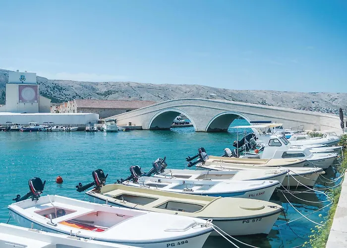 1 Bedroom Amazing Apartment In Pag Pag Town
